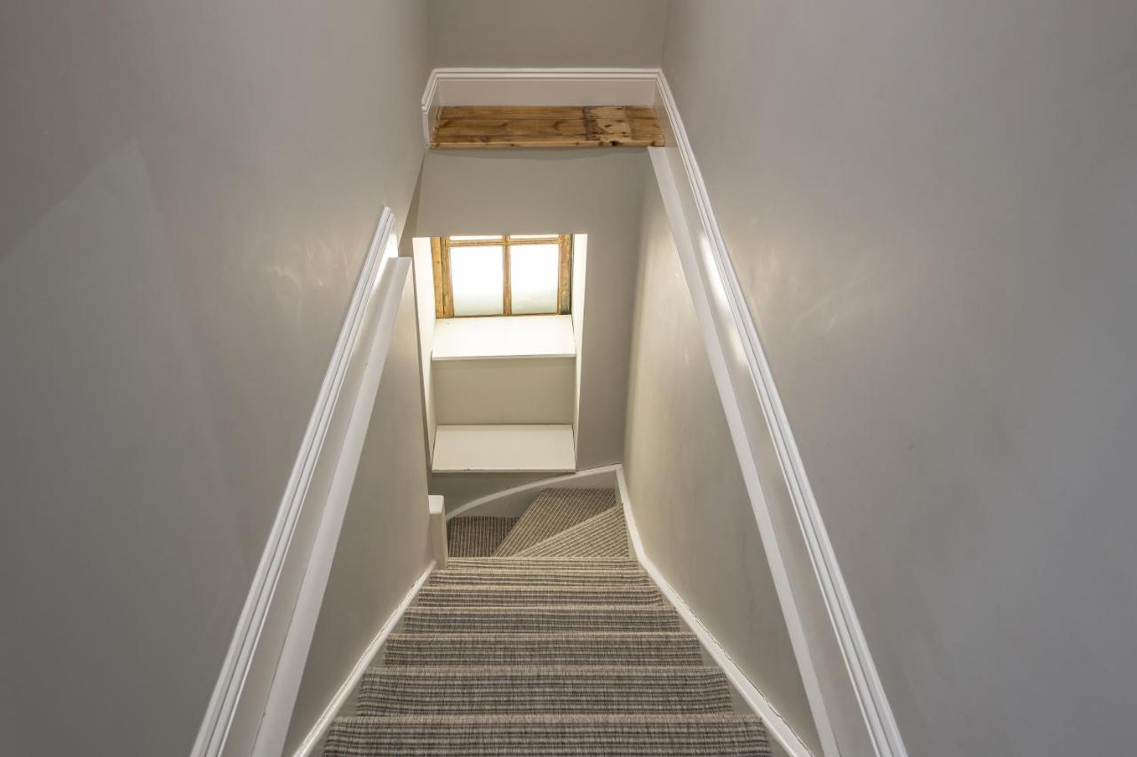 Georgian 2 Bed Apartment With 3 Bathrooms And Parking Exterior foto